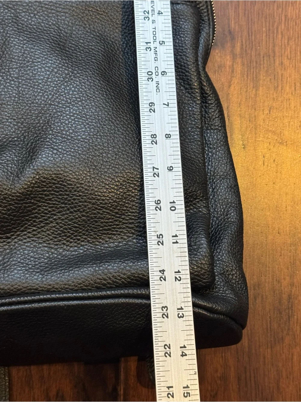 L Credi Classic Black Leather Backpack - Soft Italian Leather